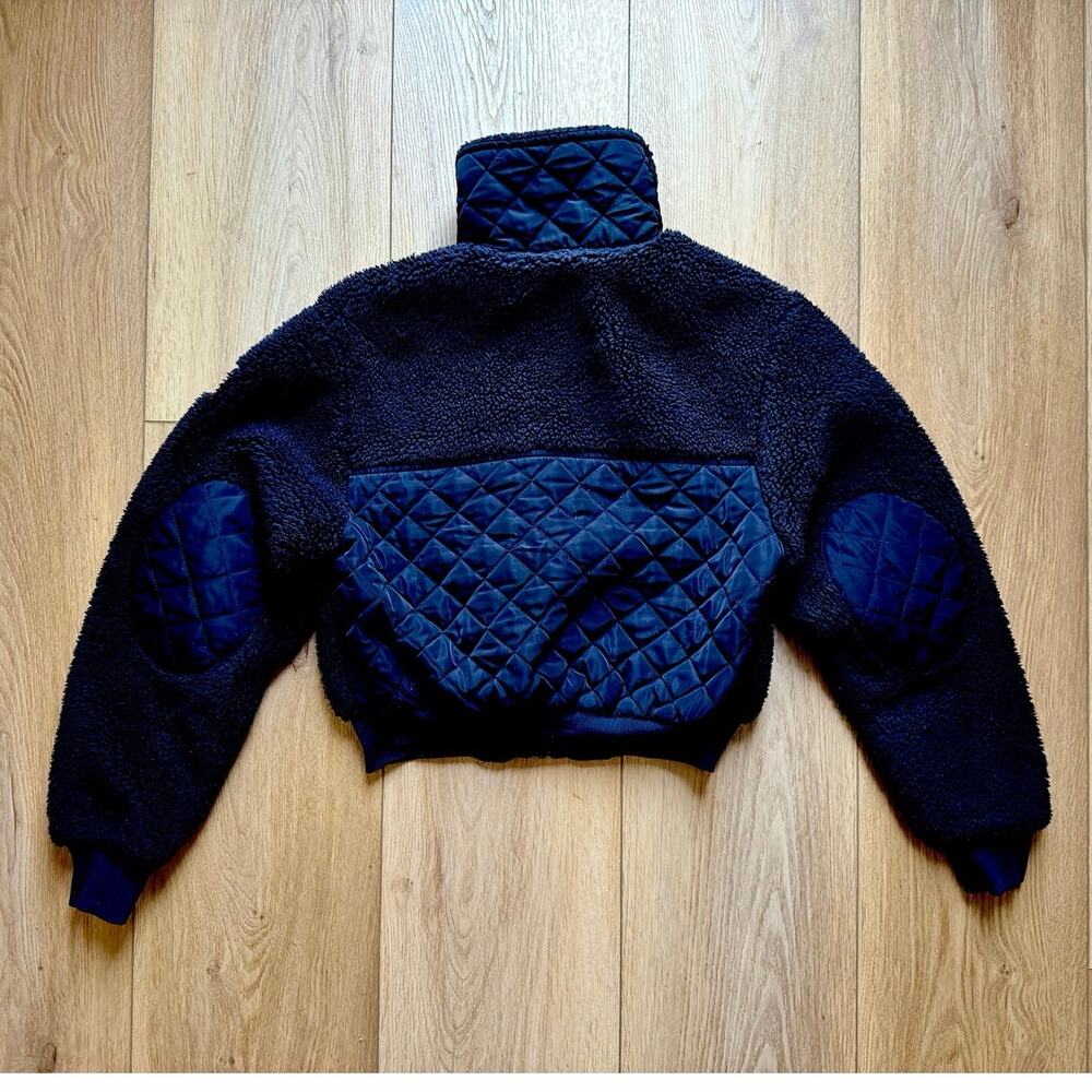 Alo Black Sherpa Edge Bomber Quilted Fleece Jacket - Picture 3 of 11